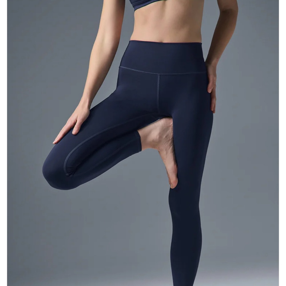 Alo Navy High-Waist Leggings